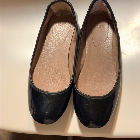 Shoes - Picture 1 of 3